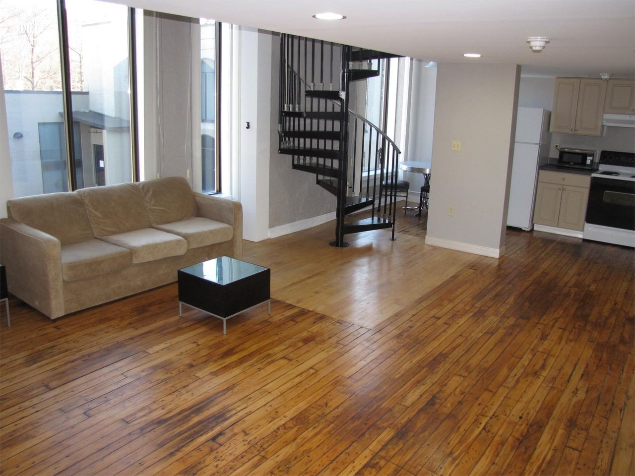 800 James AveUnit 2214 #2214 - Photo 7 of 40