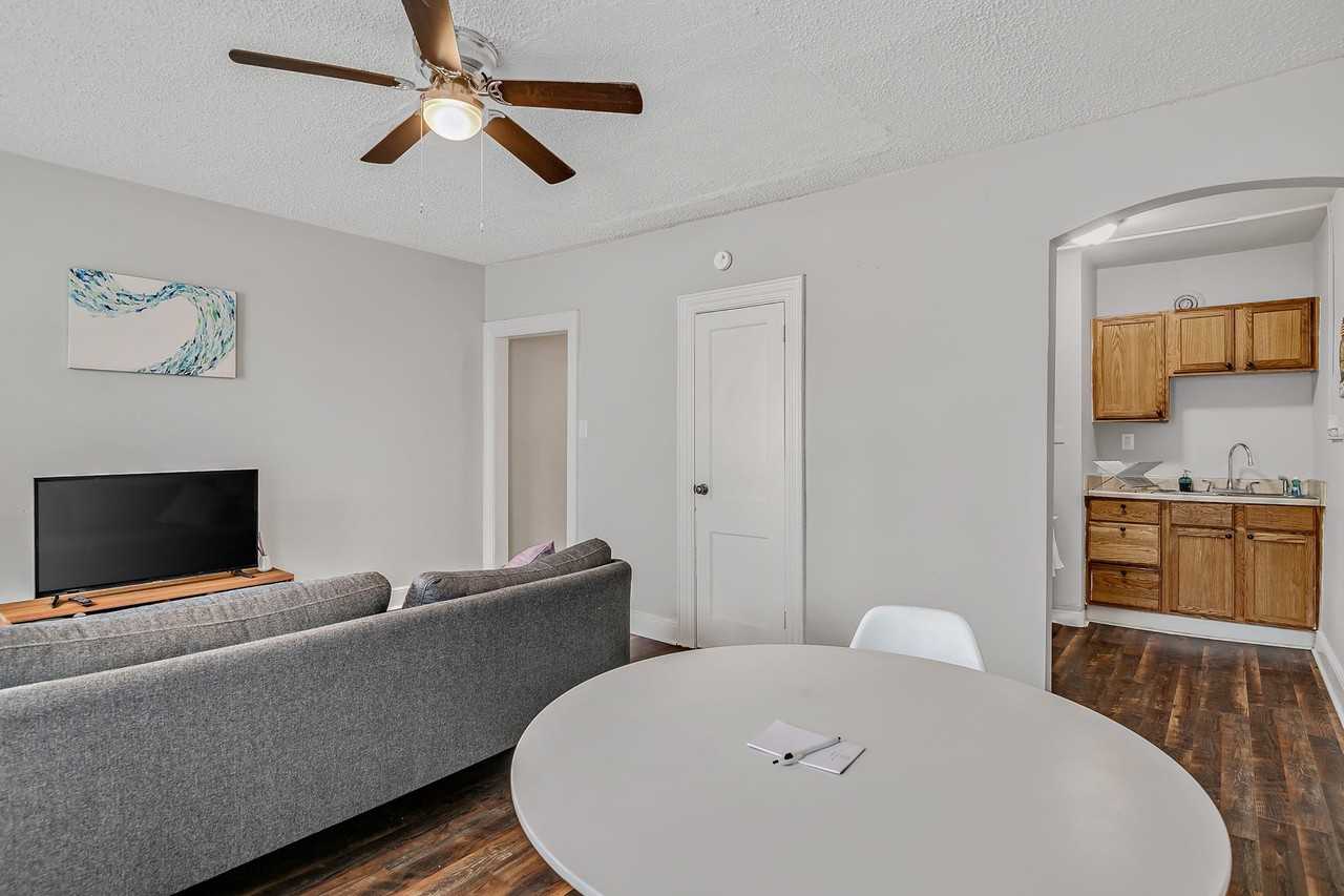 120 Walnut St #8 - Photo 2 of 8