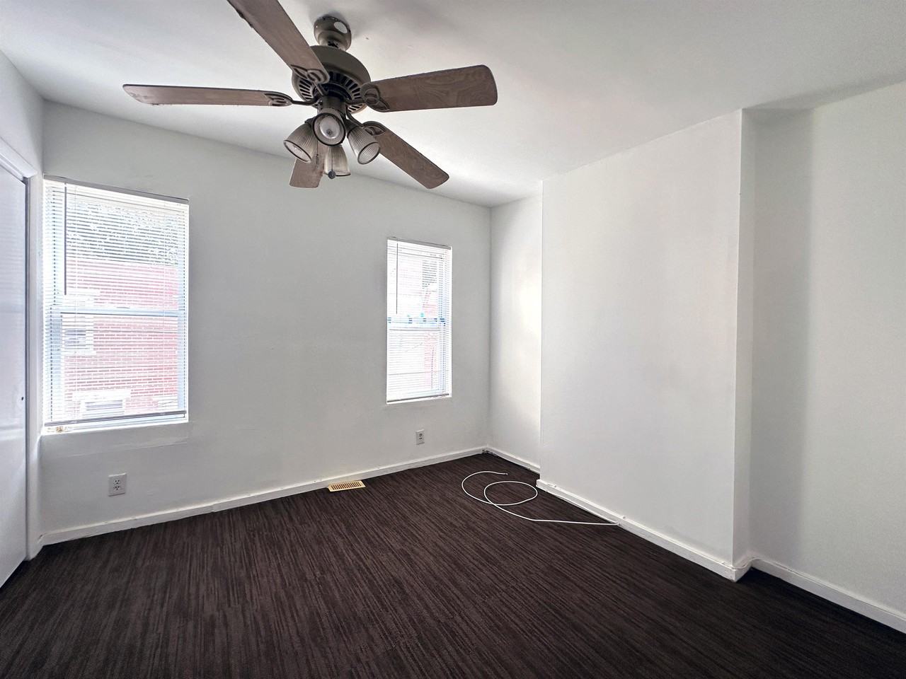 1026 S Cleveland St #1 - Photo 2 of 31