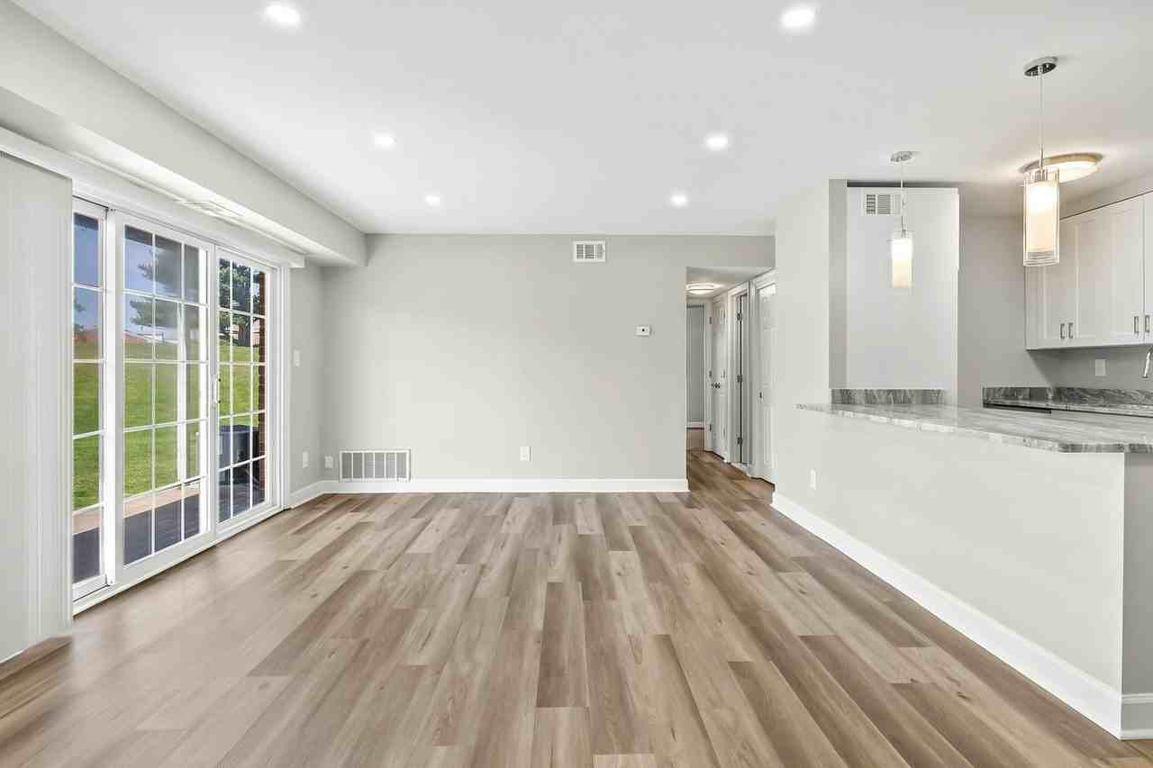 Renaissance Hills Apartments 1710 Devonshire Rd, Hauppauge, NY 11788