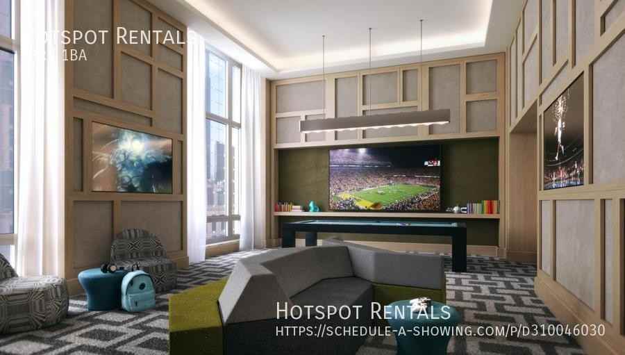 514 N Peshtigo Ct #4-4-5 - Photo 5 of 9