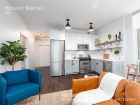 4346 N Honore St #1-1 - Photo 1 of 1