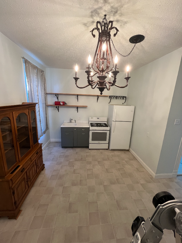 2813 Mount Pleasant St #1F - Photo 3 of 12