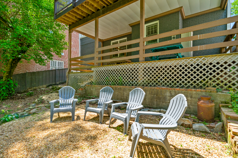 2331 Shenandoah Ave Ne - Photo 3 of 15