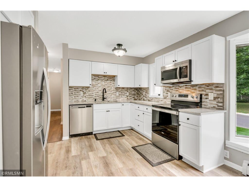 8178 Hyde Ave S - Photo 2 of 5