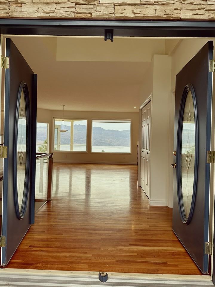 1435 Menu Road - Photo 3 of 19