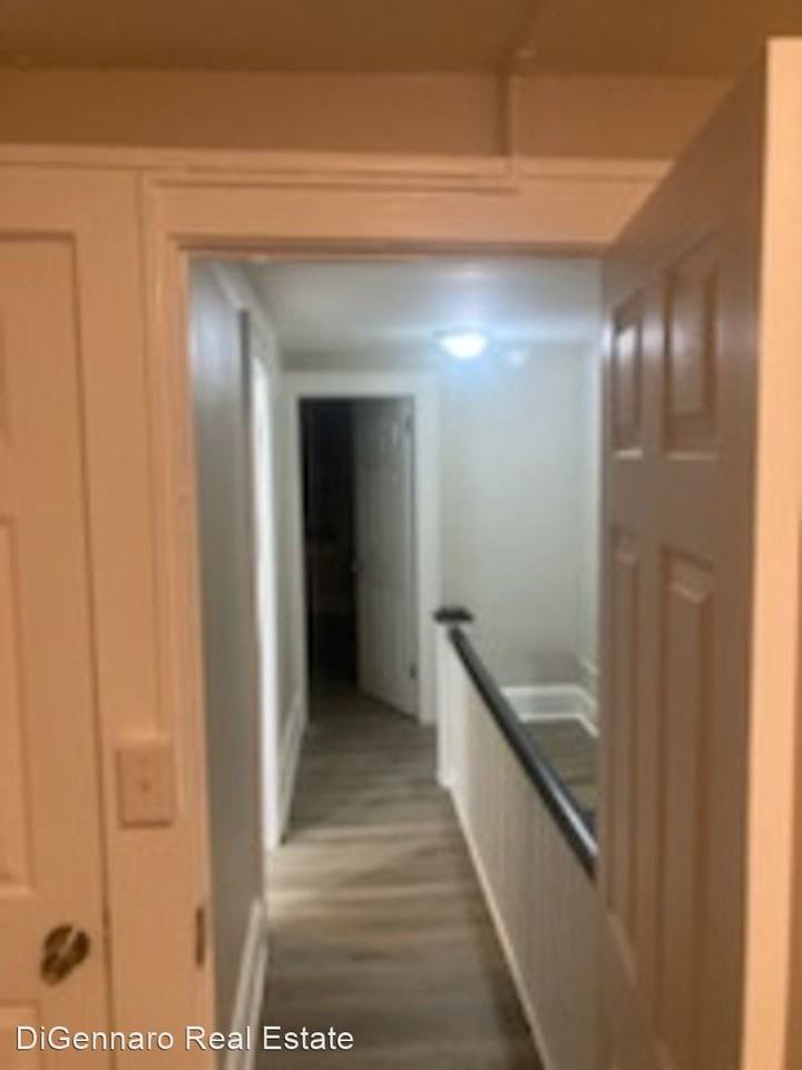 108 1/2 W Filbert Street - Photo 3 of 11