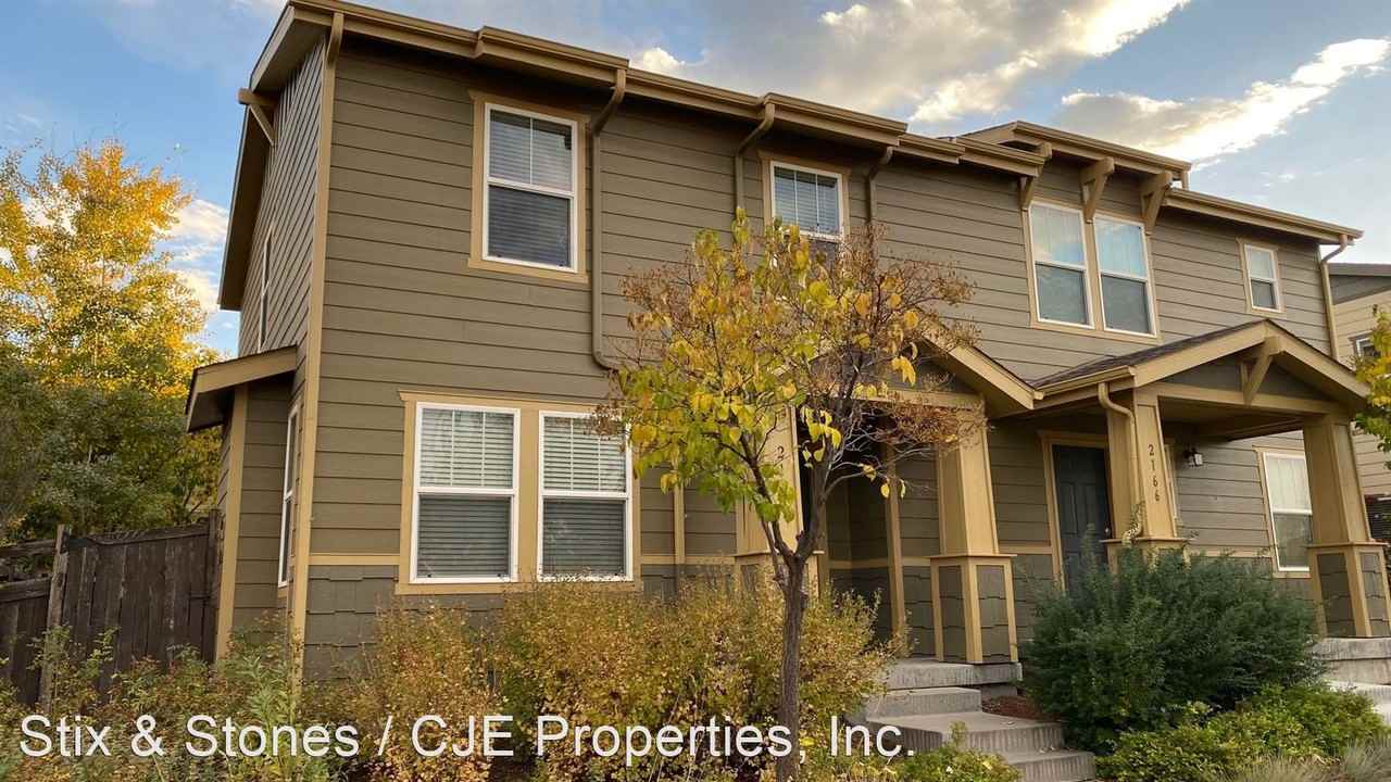 2176 Spruce St - Photo 2 of 26