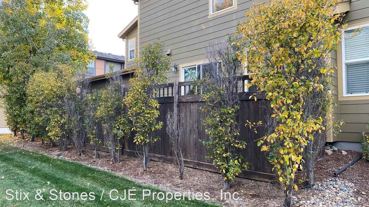 2176 Spruce St - Photo 3 of 26