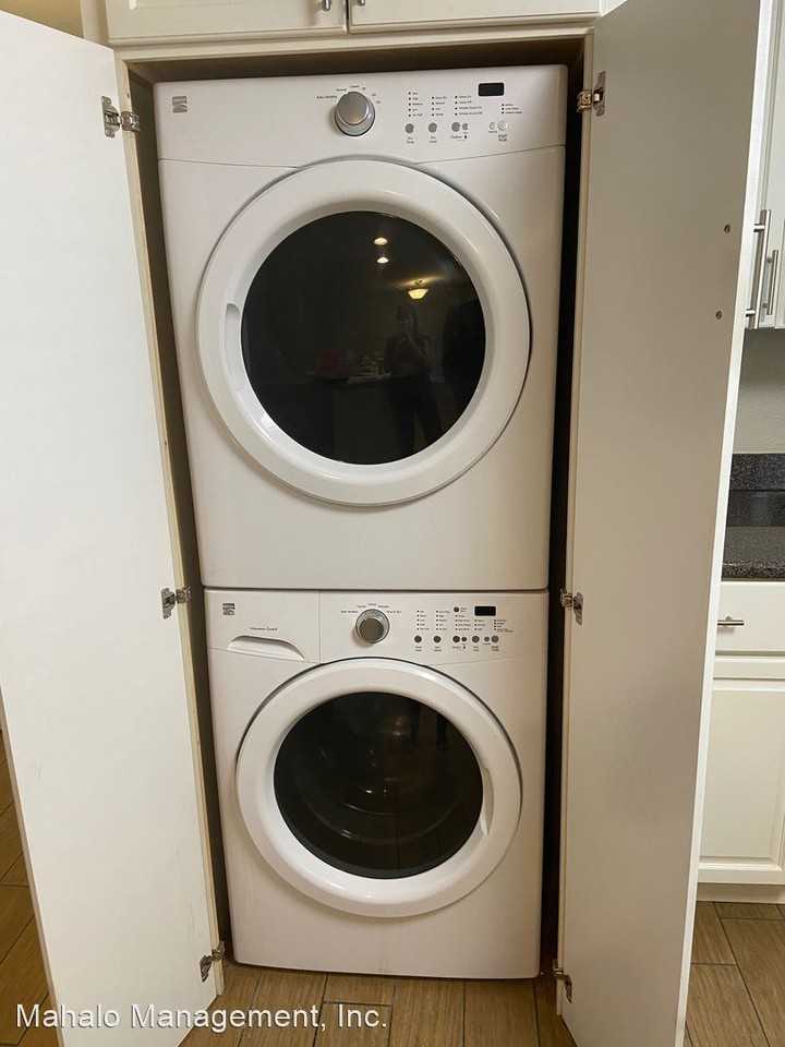 1119 South Blvd - Photo 2 of 9