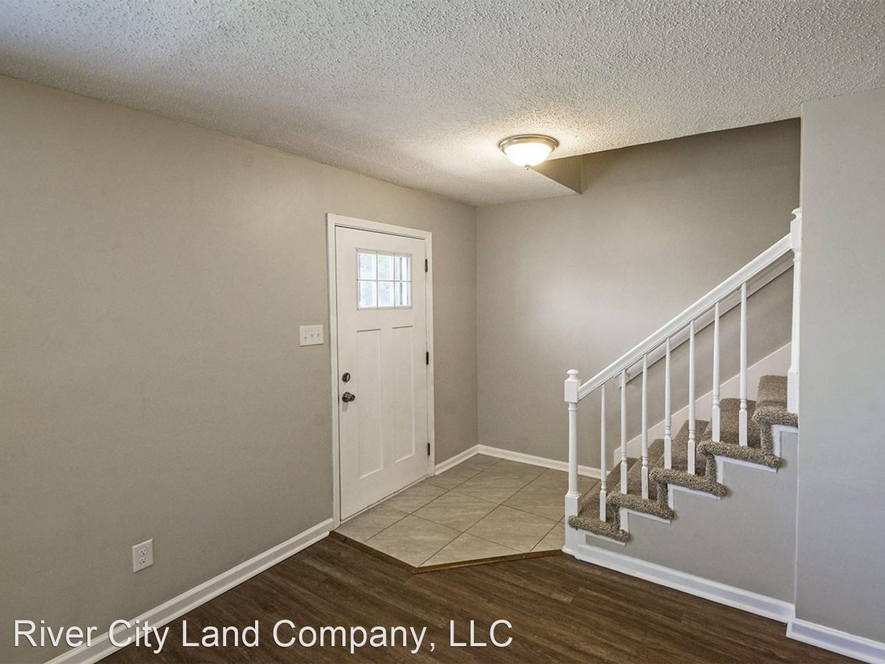 1353 Royal Oaks Cv - Photo 2 of 16