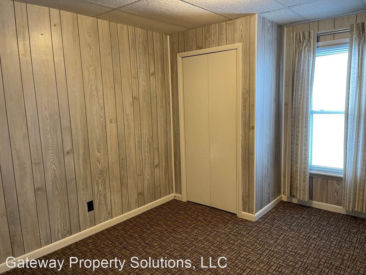 13 MCCLELLAN AVE. AMSTERDAM, NY 12010 Priglioni Properties, LLC - Photo 3 of 18