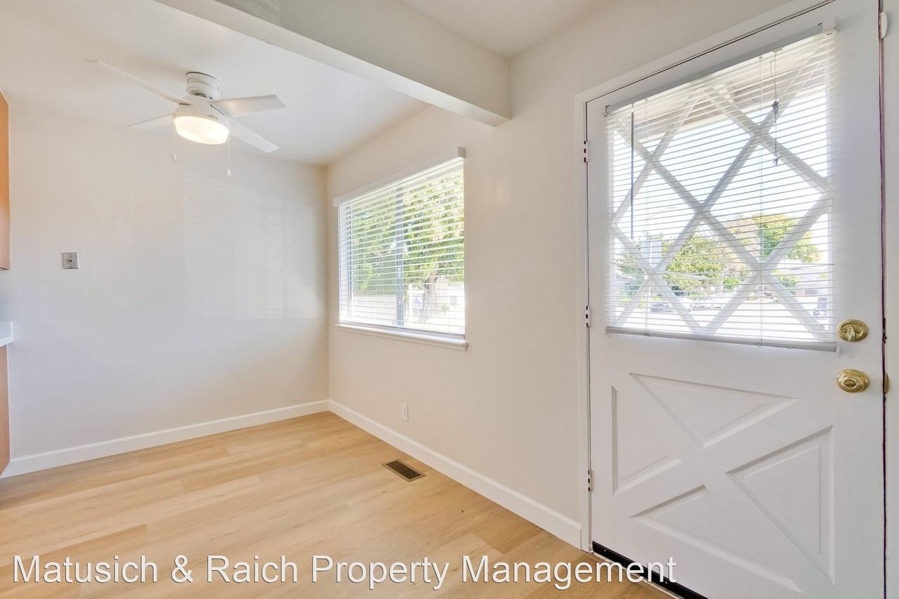 892 Gallatin Drive - Photo 2 of 16