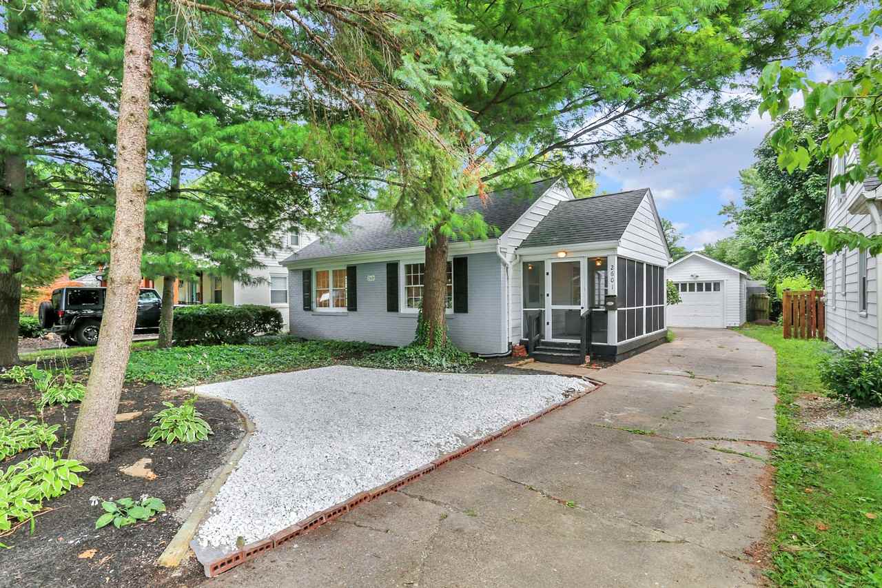 2601 Kessler Boulevard East Dr - Photo 3 of 36