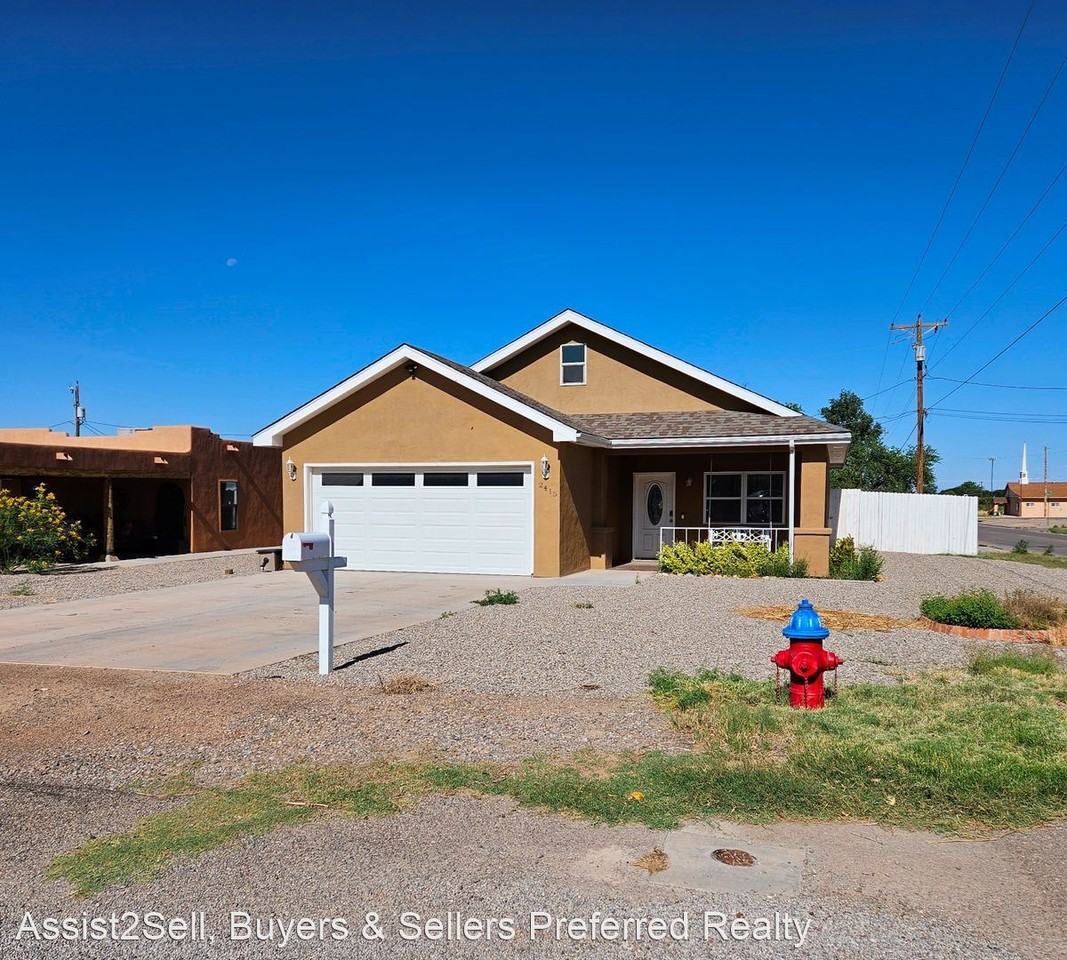 2415 2415 Oregon -- Includes Solar for Electric - Photo 2 of 28