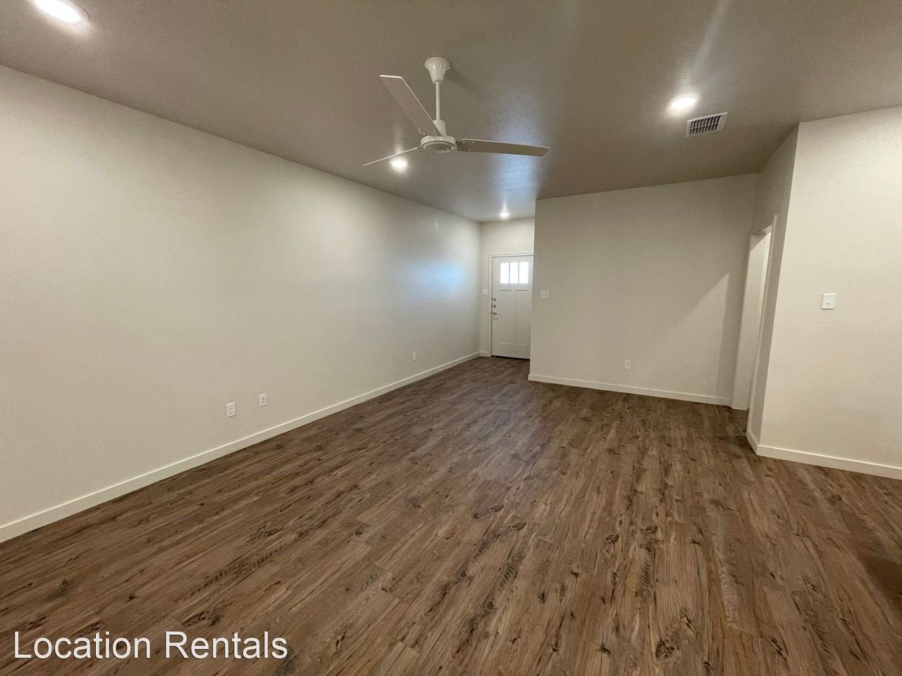 10906 Abbeville Ave - Photo 3 of 11