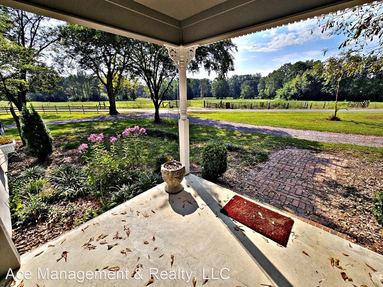 119 Garrison Rd - Photo 2 of 24