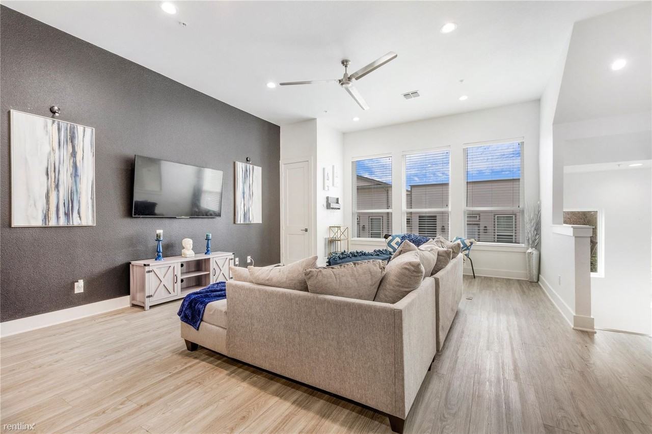 2235 Lovedale Ave #106 - Photo 2 of 23
