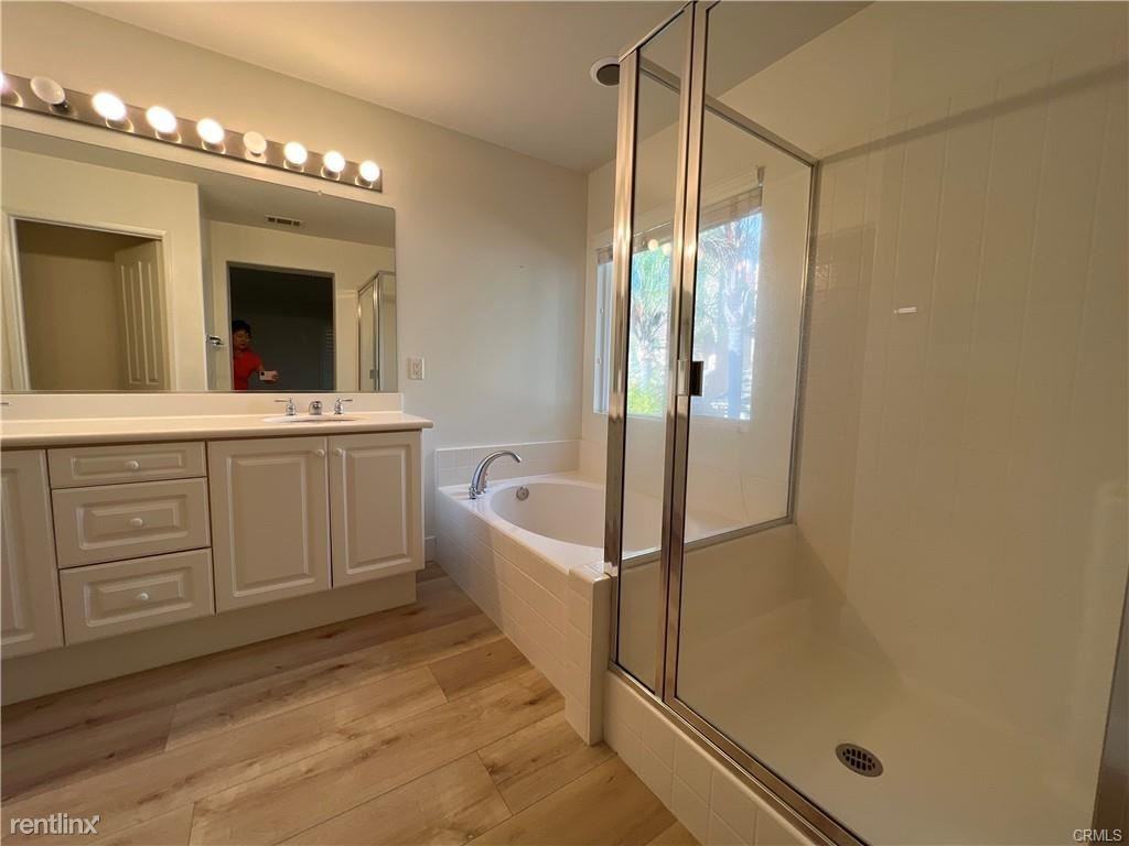 1 Iron Spgs - Photo 2 of 10