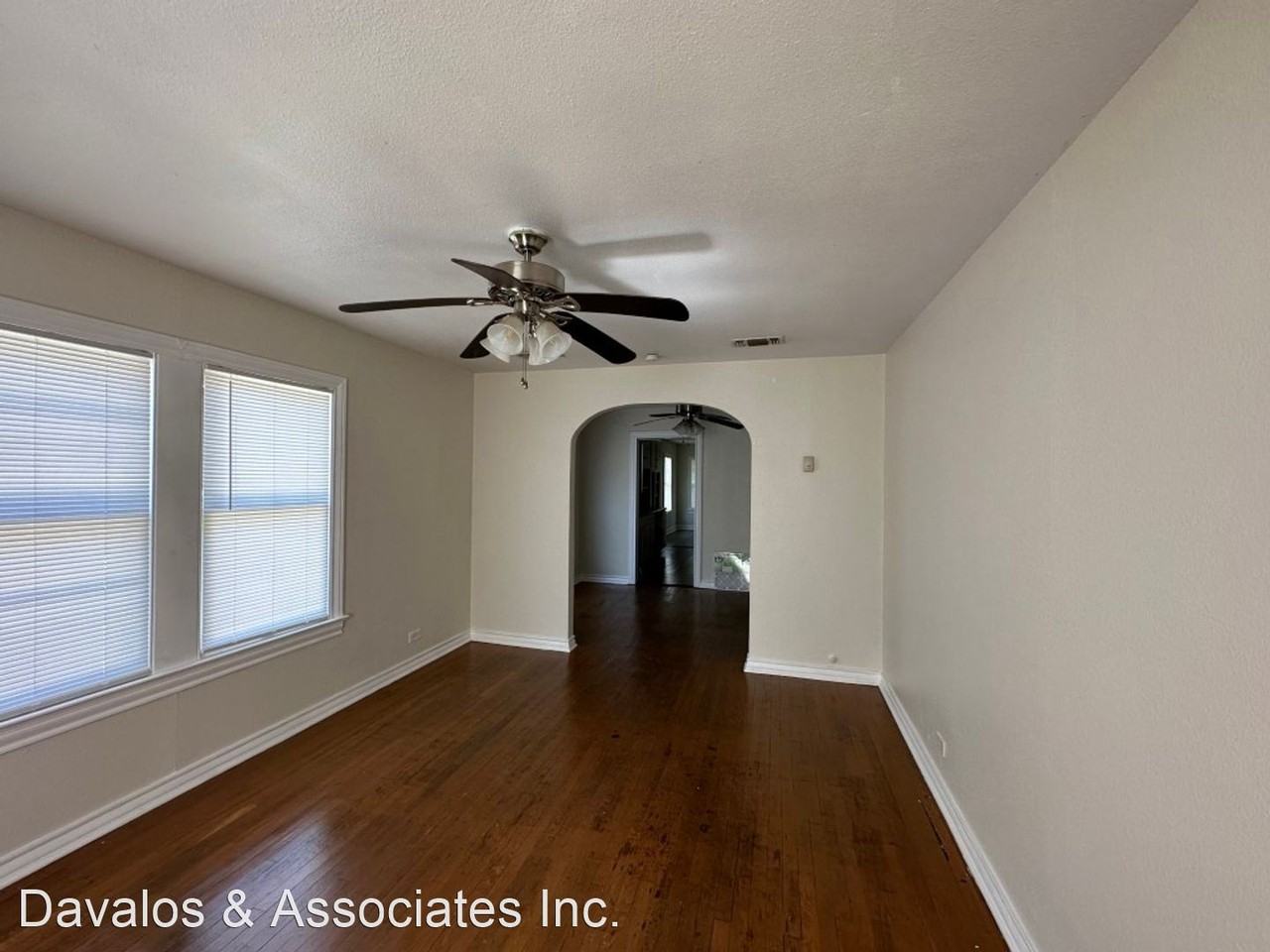 1709 W Olmos Dr - Photo 2 of 8