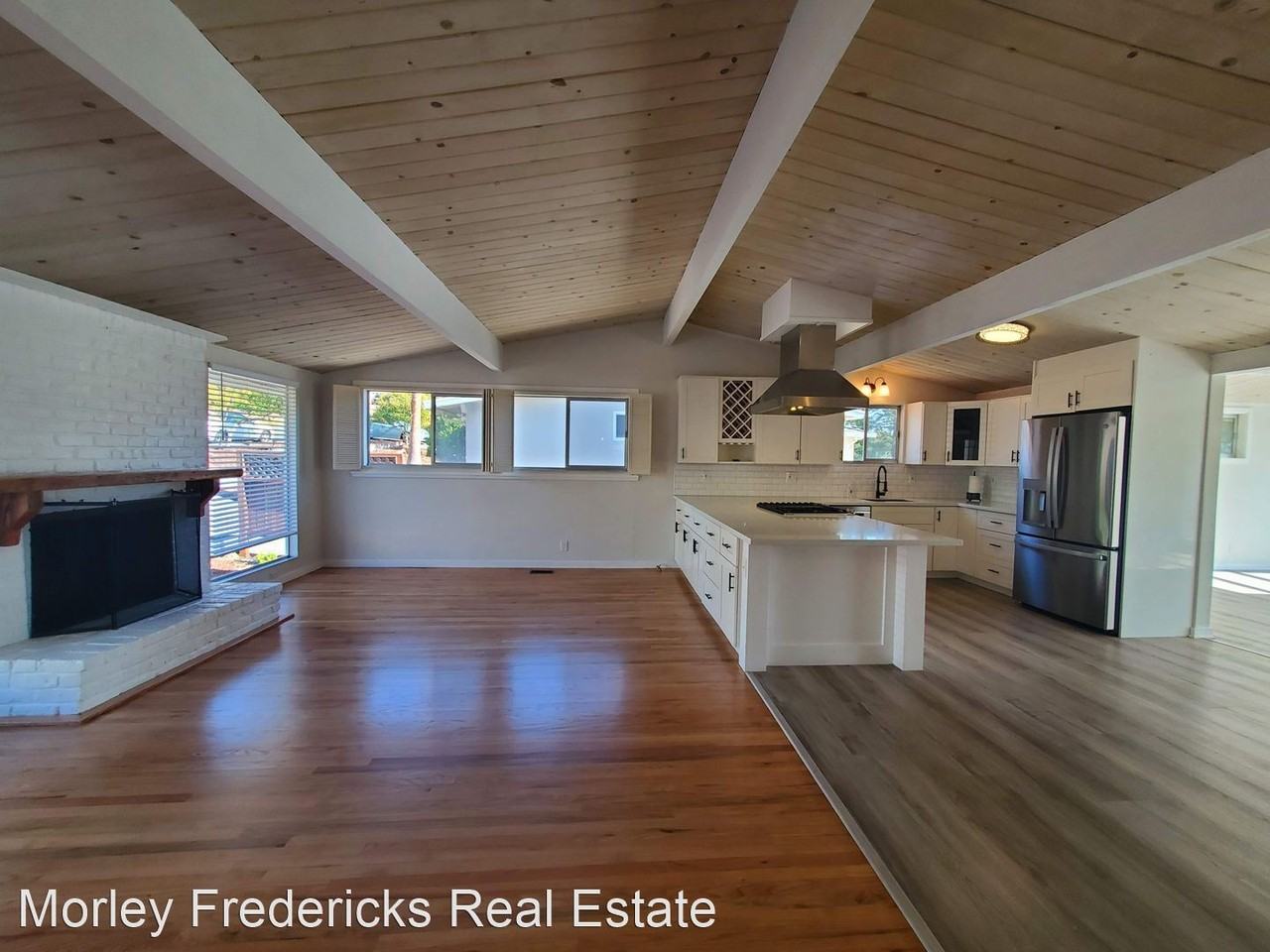 679 Knocknaboul Way - Photo 2 of 25