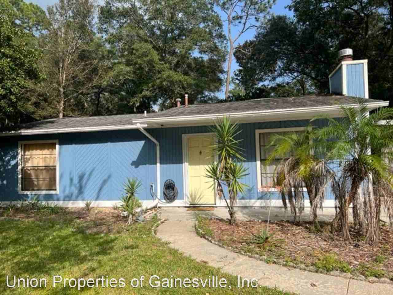 4319 Nw 25th Ter - Photo 2 of 19