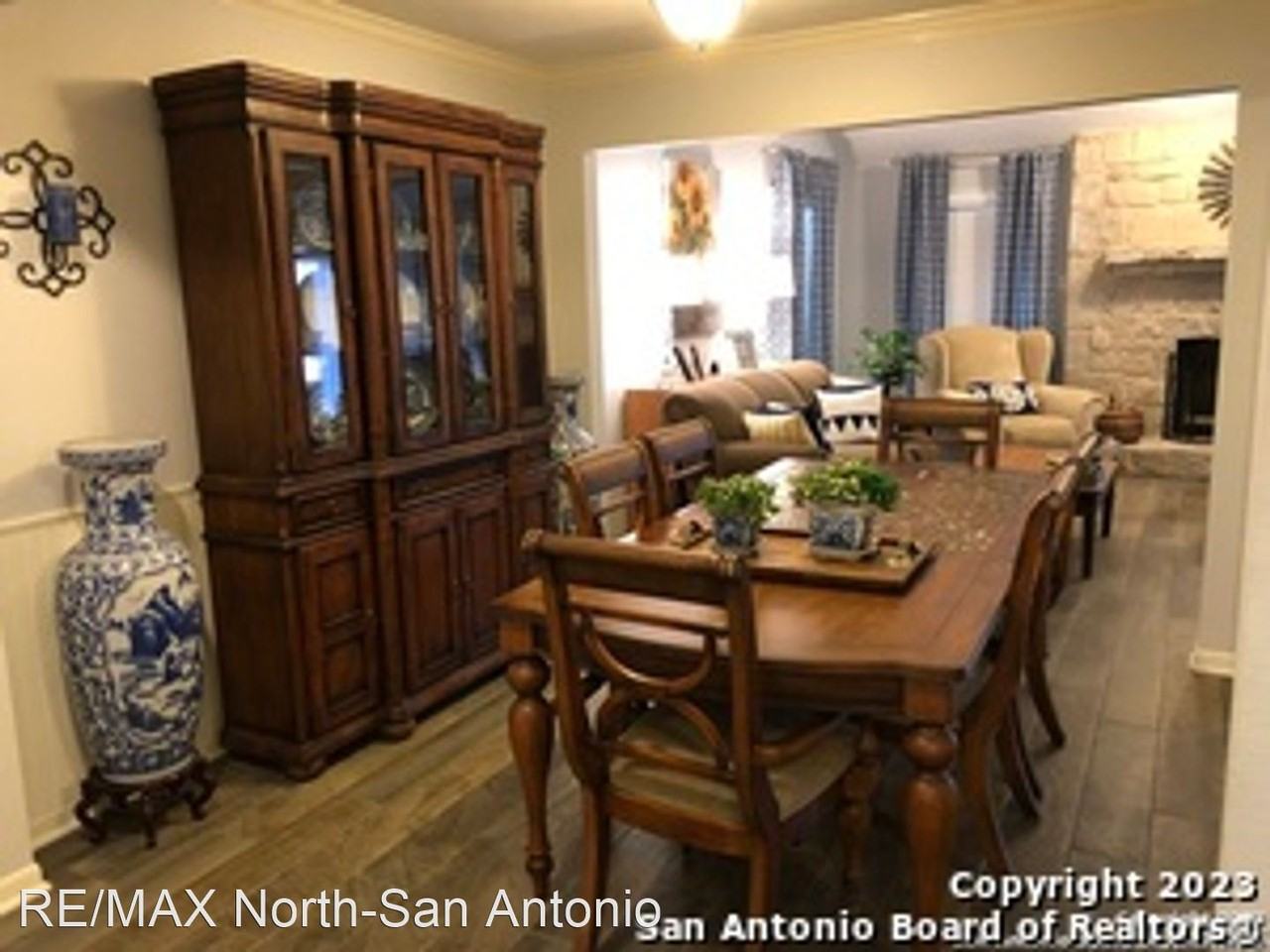 7535 Rainlilly Cv - Photo 3 of 25