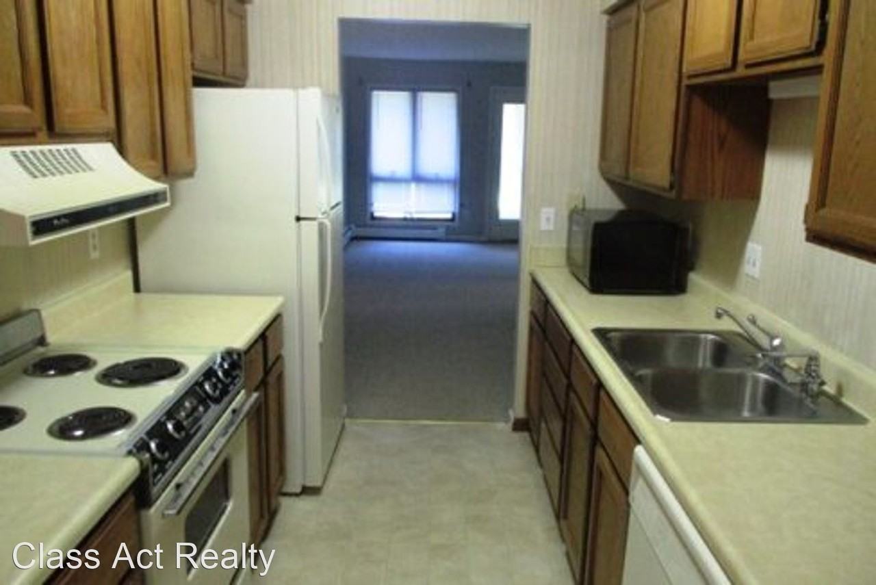 31418 Burt St - Photo 2 of 2