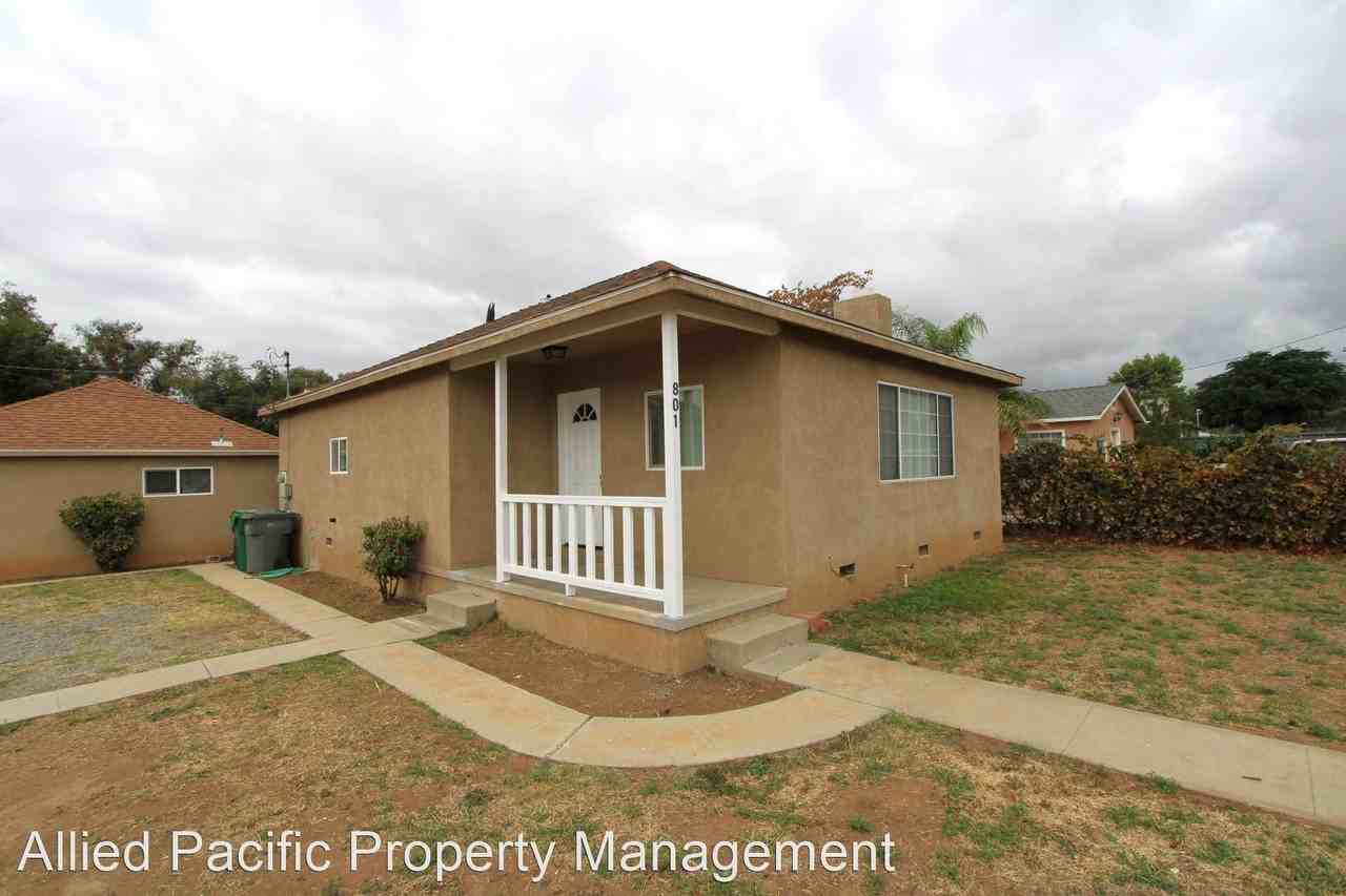 801 Michigan Ave Beaumont CA 92223 2 Bedroom House for 2 000