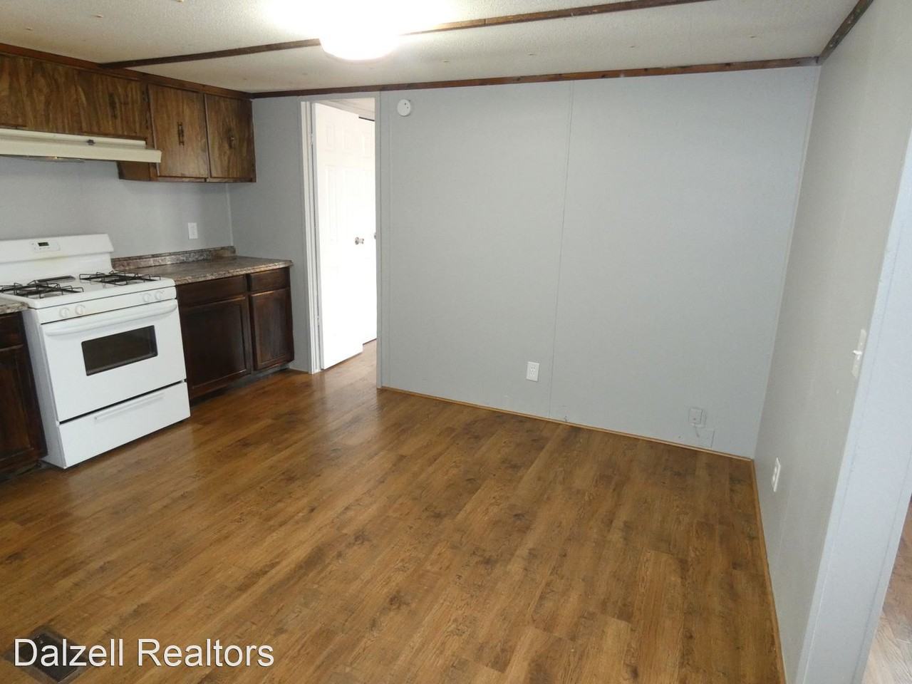 16 Lakewood Dr - Photo 3 of 15