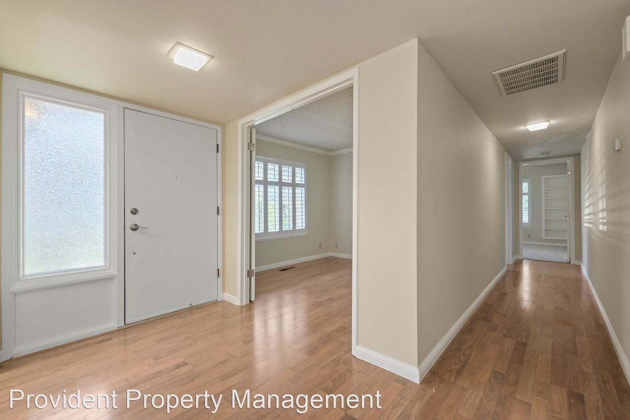 1909 Morse St - Photo 3 of 19