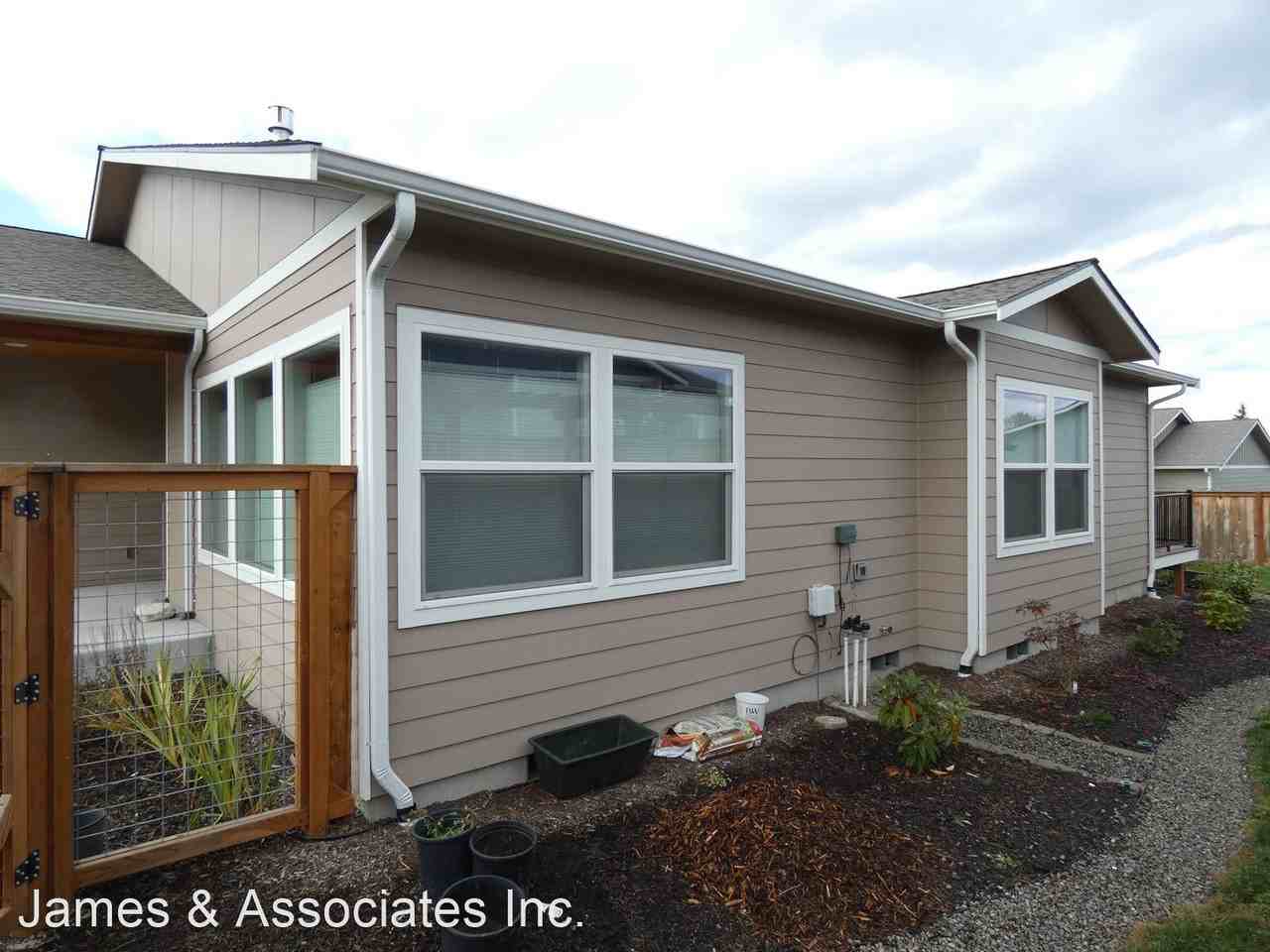 1429 Rook Dr - Photo 2 of 46