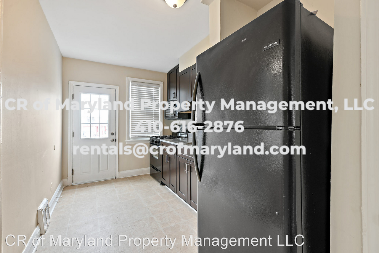 12 N Culver St - Photo 3 of 22