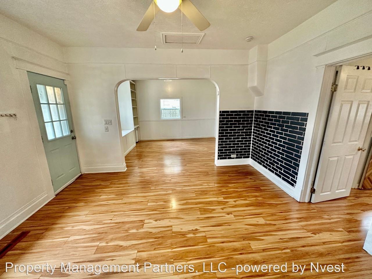 1525 E Garland Ave - Photo 3 of 18