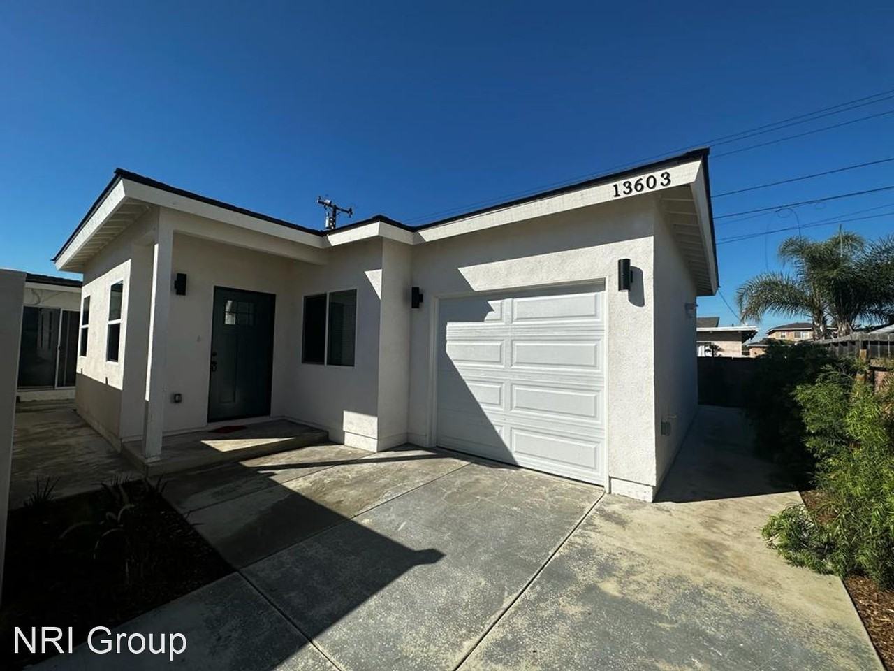 13603 Illinois St - Photo 2 of 6