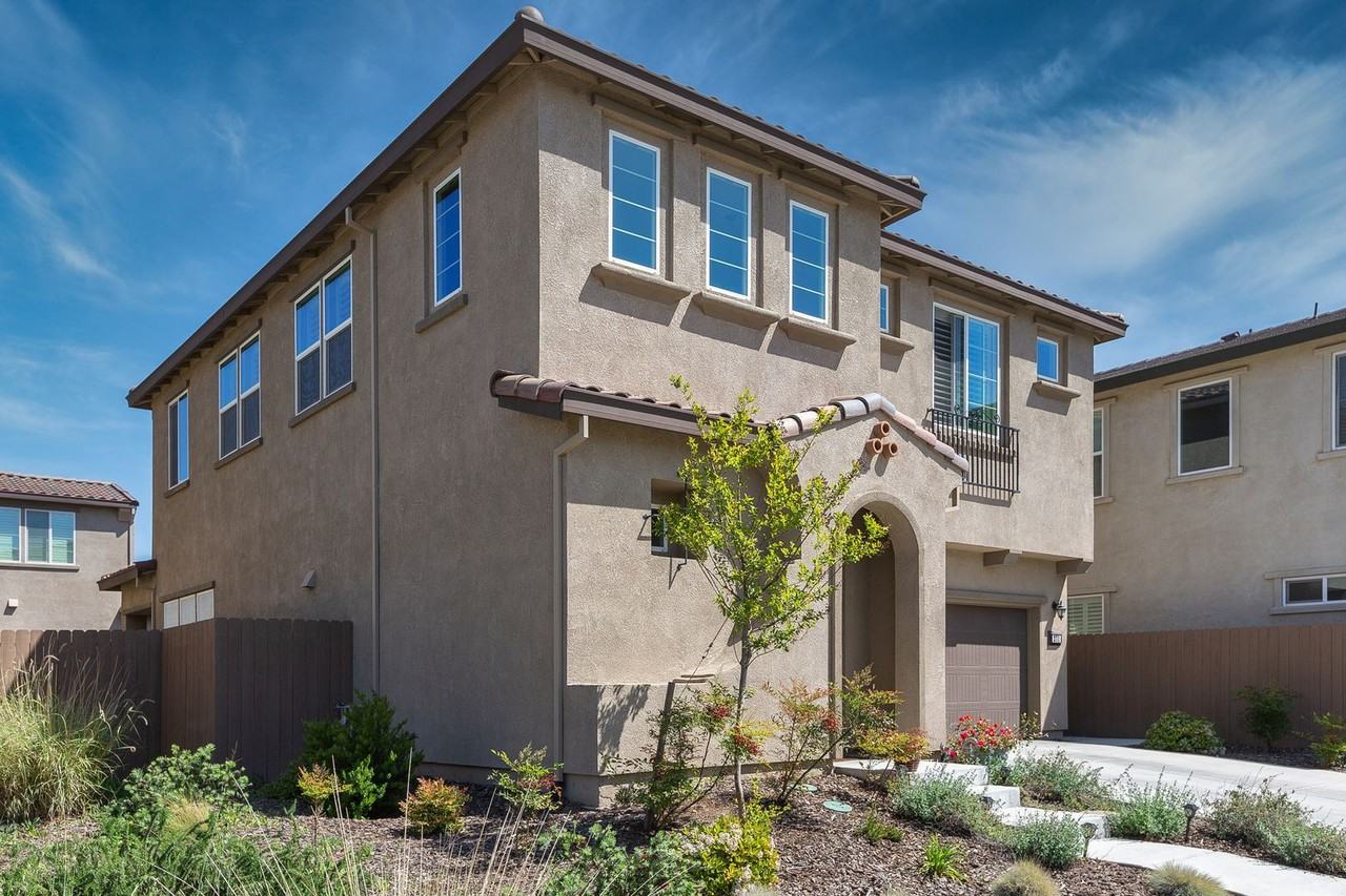 271 Alboran Sea Cir - Photo 3 of 50