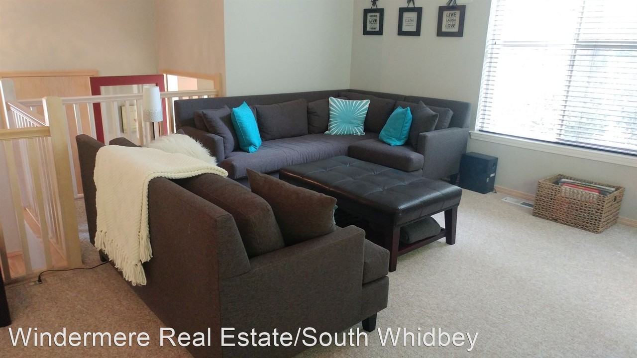 1025 Cedar Cir - Photo 3 of 33