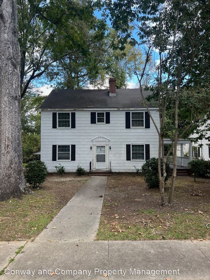 306 Wilson Ave, Kinston, NC 28501 3 Bedroom House for 1,000/month Zumper