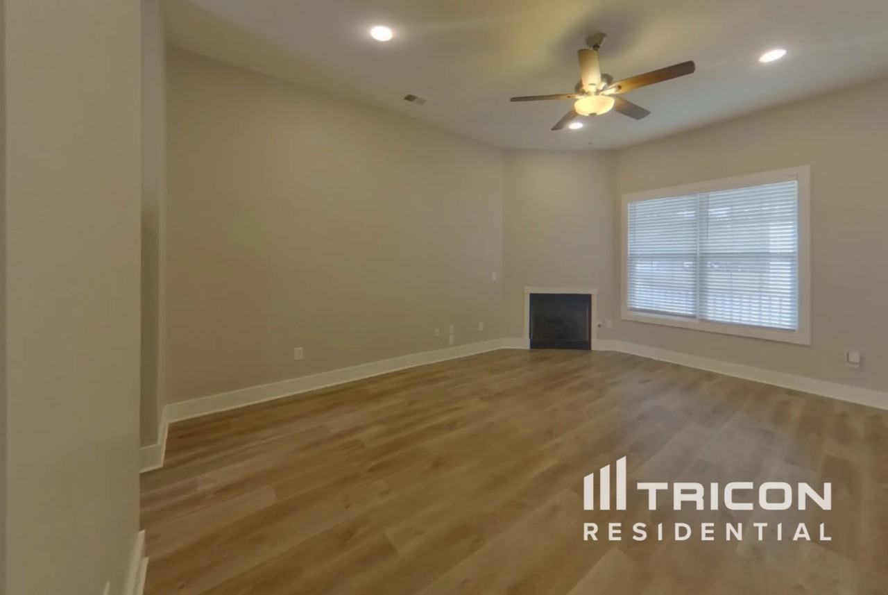 102 102 Regency Walk Pickens SC - Photo 2 of 18