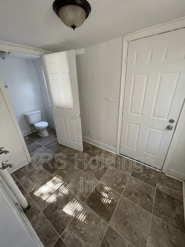 7428 Fenner St - Photo 2 of 11