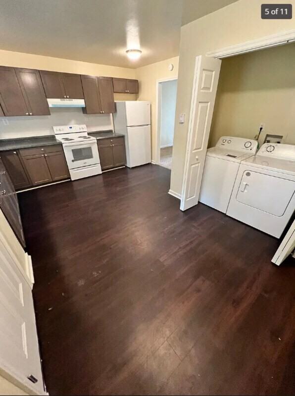 1402 Columbia St - Photo 2 of 7