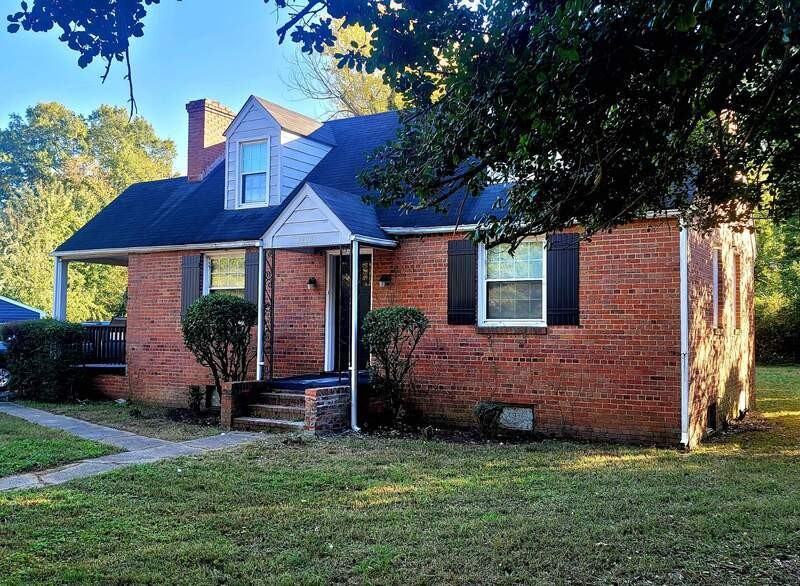 3523 Chapel Dr - Photo 2 of 4