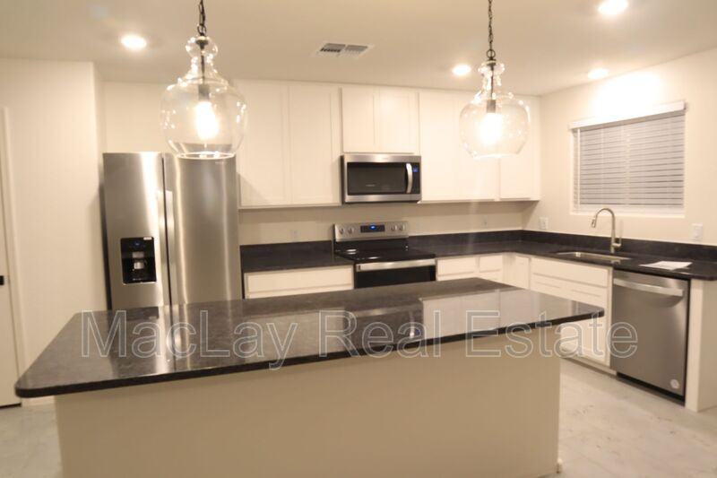 2783 N Mulberry Pl - Photo 2 of 33