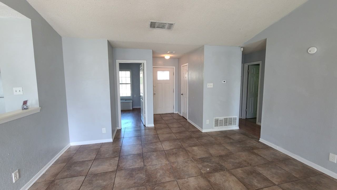 4706 Pepper Mill Holw - Photo 3 of 32