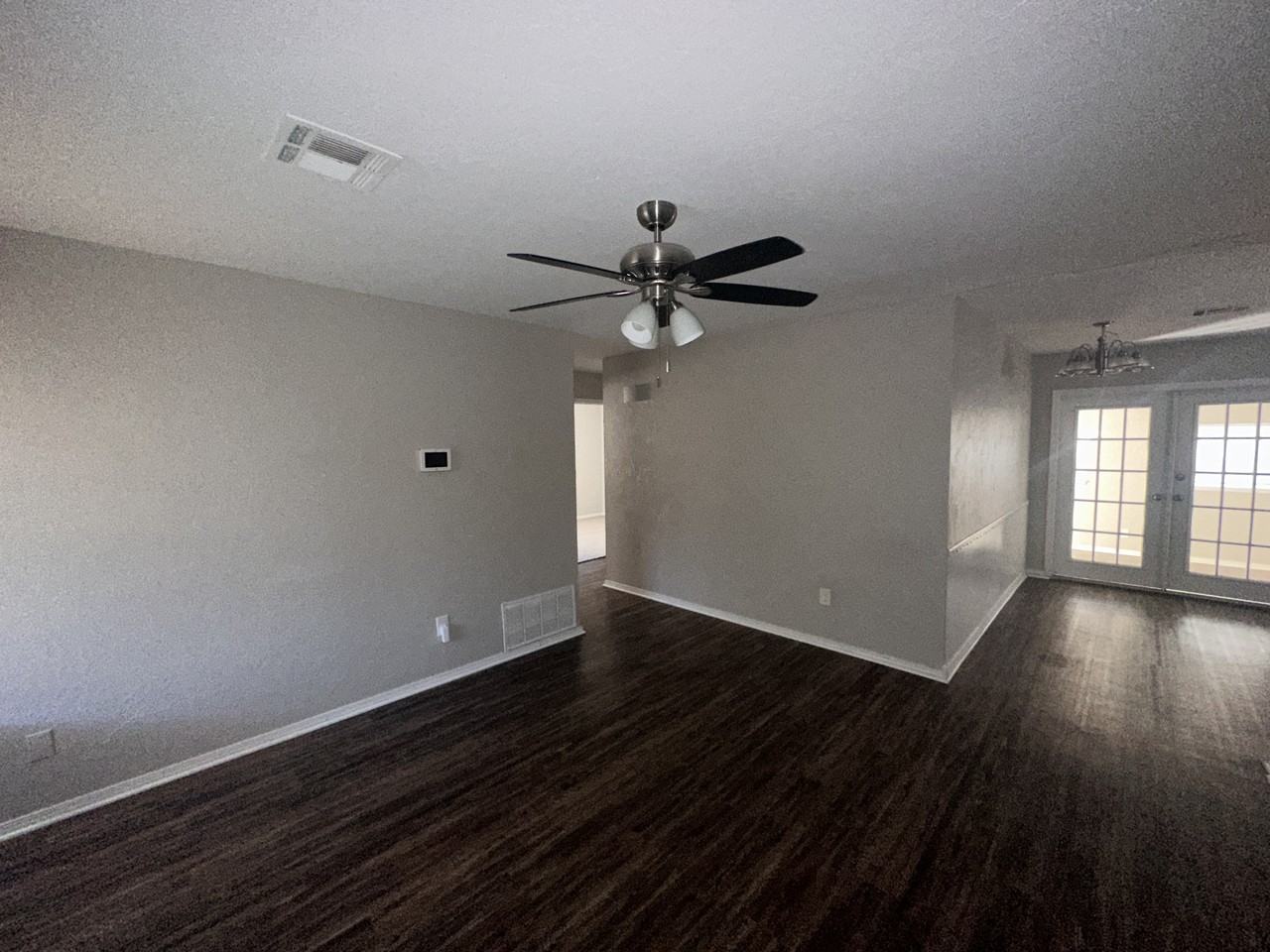 236 Nw 81st St - Photo 2 of 9