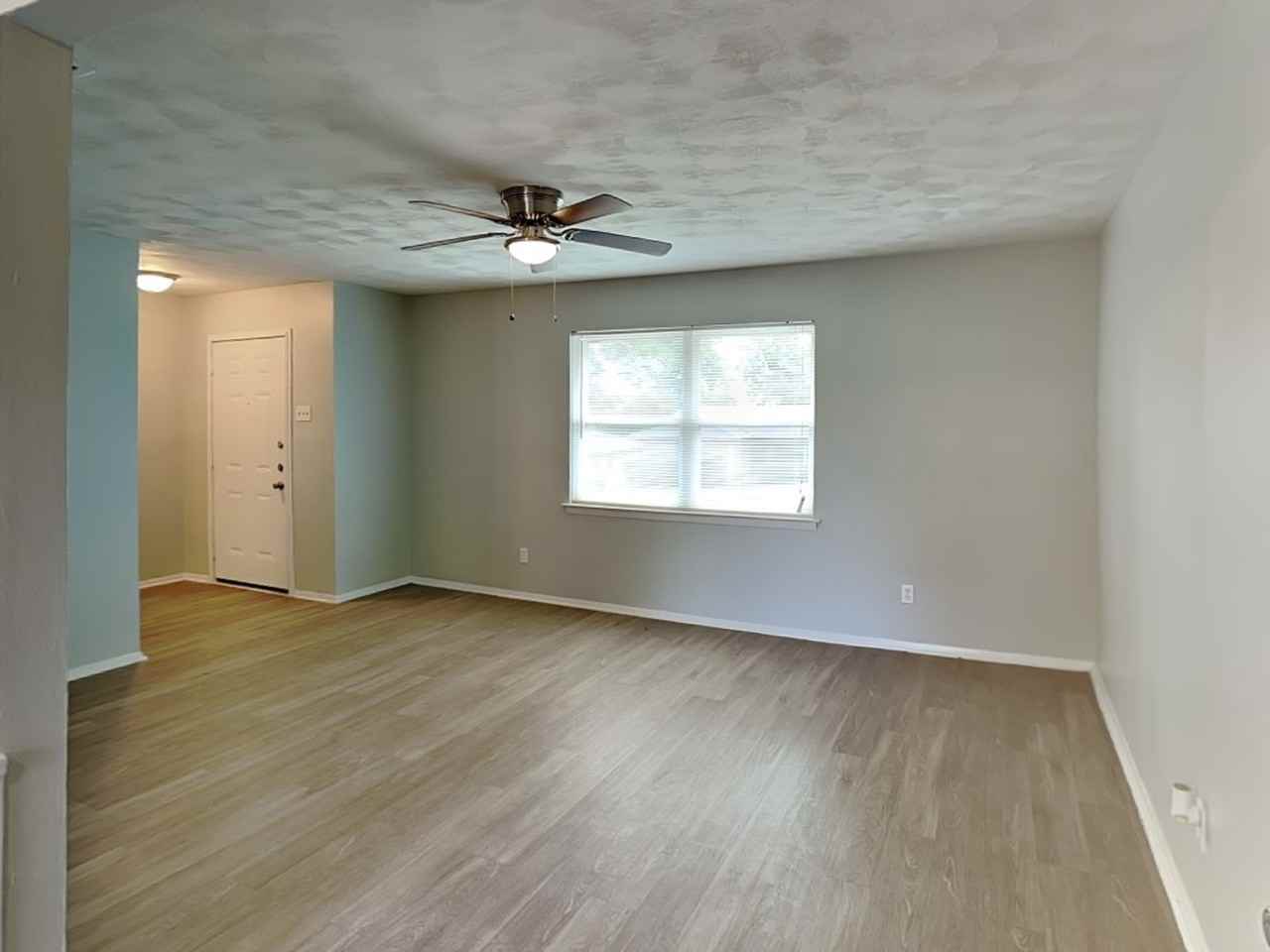1469 Serenade Ln - Photo 3 of 18