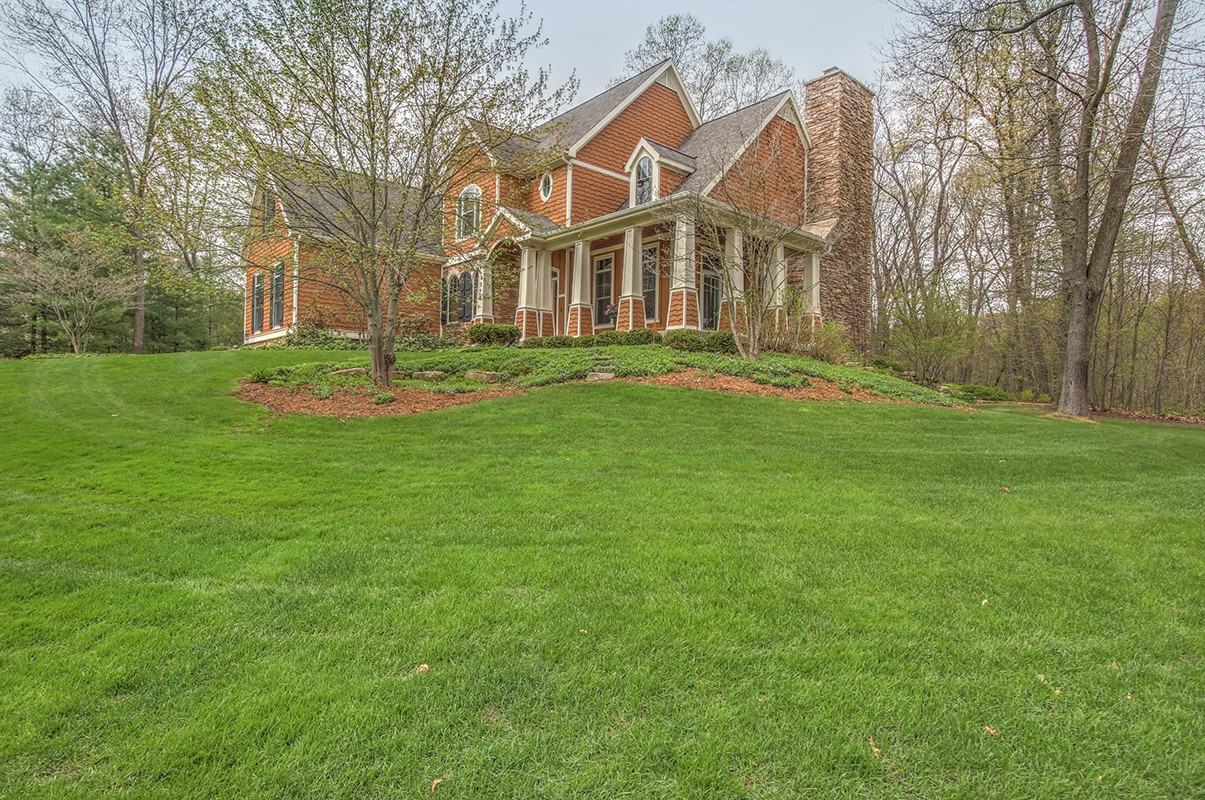 7210 Kempter Dr Ne - Photo 2 of 24