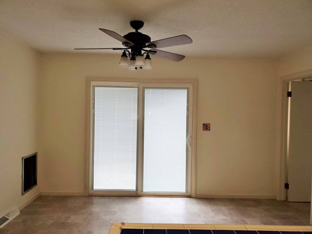 3221 Helena Dr - Photo 3 of 19