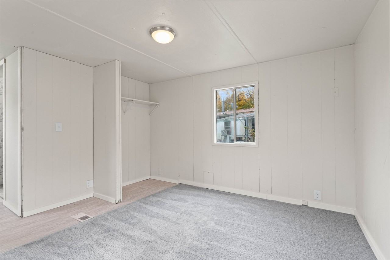 19221 E Buckeye Ave #4 - Photo 5 of 21