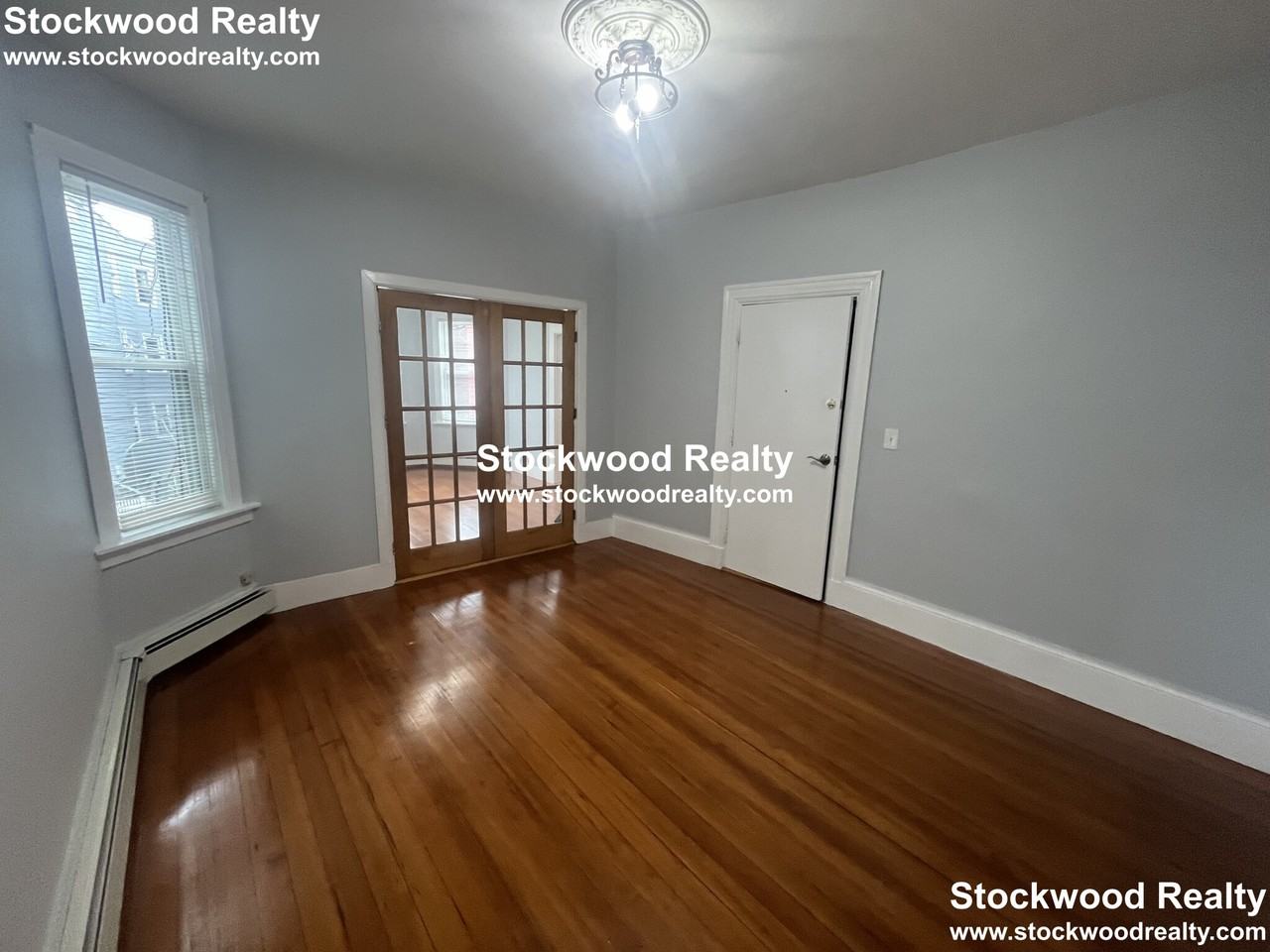 12 Newport St #2 - Photo 4 of 32